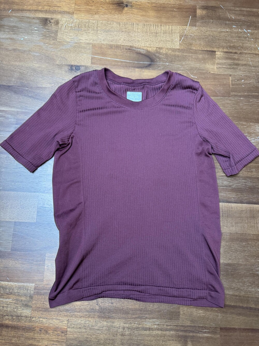 Athleta Shirt Womens Small Purple Ribbed Short Sleeve Crewneck Stretch Tee